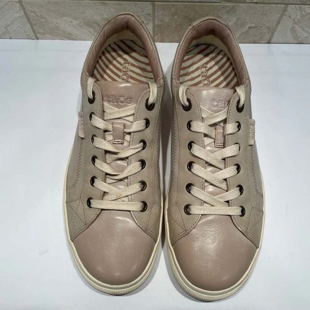 Taos Plim Soul Lux Leather Sneakers Womens 10 Taupe Tan Low Top PLX-13994A EUC